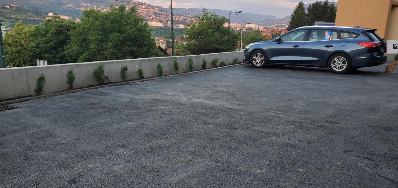Sleep And Drive Suites Sarajevo Exterior foto
